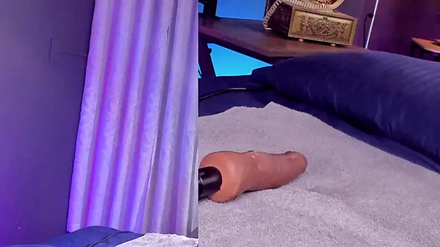 Natasha Rave  online show from 11, 9, 2025