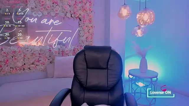 MaddisonLowe online show from 12, 1, 2026