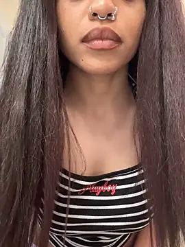 Snapshot of afavoredangel chatting on 4, 3, 2026 afavoredangel online show from 4, 3, 2026