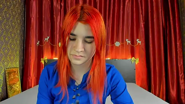  Polly Love  online show from 30, 12, 2024