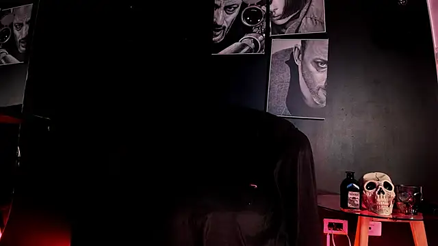 Agnes jones  online show from 5, 11, 2025