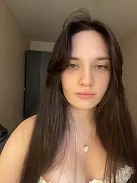 Snapshot of Holly_Molii chatting on 25, 6, 2026 Holly Molii online show from 25, 6, 2026