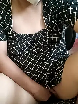 yourtamilcouple online show from 4, 2, 2025