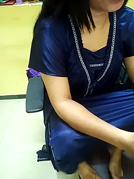 yourtamilcouple online show from 1, 3, 2026