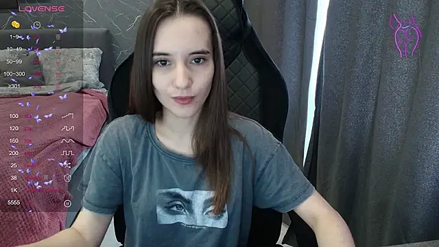 Alice Weiss online show from 11, 4, 2026