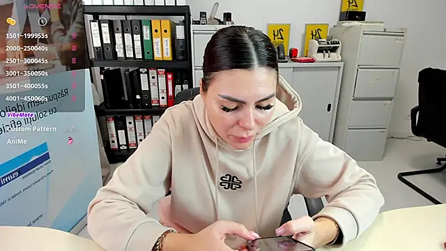 kilenyapatrice online show from 8, 1, 2025