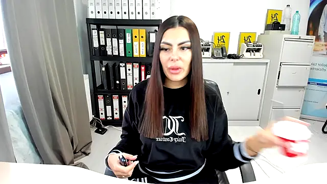 kilenyapatrice online show from 6, 11, 2025