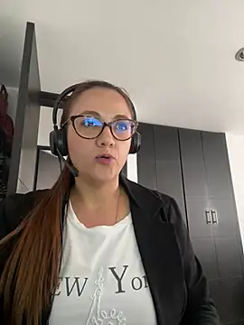 Shianrose online show from 12, 2, 2025