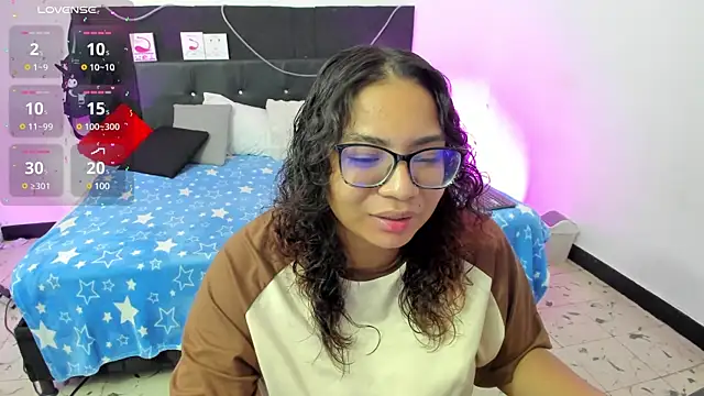 Snapshot of im_angels77 chatting on 13, 3, 2025 im angels77 online show from 13, 3, 2025