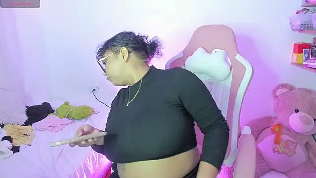 Snapshot of im_angels77 chatting on 15, 10, 2025 im angels77 online show from 15, 10, 2025