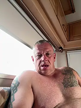 JakubW79 online show from 10, 7, 2026