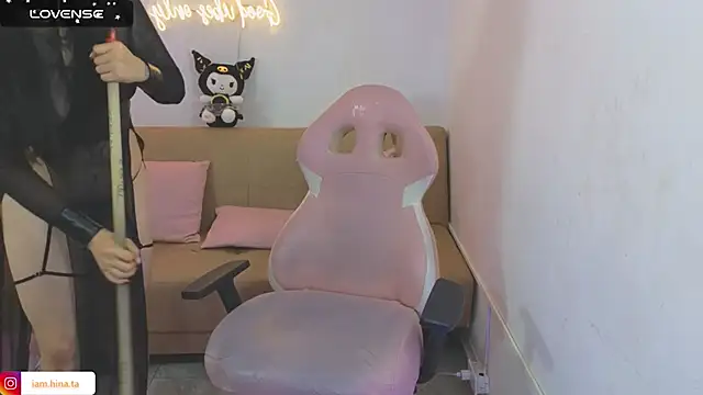 hina tay online show from 24, 1, 2025