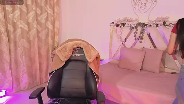 hina tay online show from 25, 2, 2026