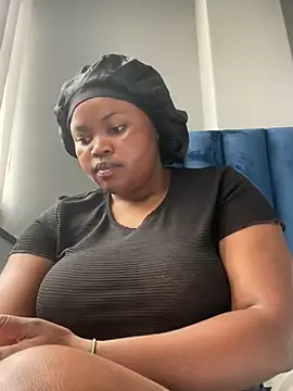 Curveysinaa online show from 7, 2, 2025