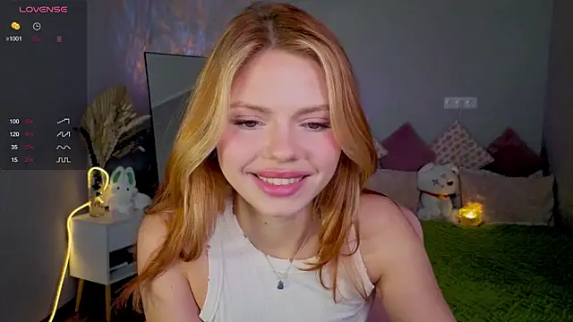 Red  Candy online show from 14, 9, 2025