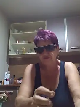 Snapshot of Ely_Elenita chatting on 11, 9, 2025 Ely Elenita online show from 11, 9, 2025