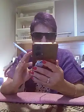 Snapshot of Ely_Elenita chatting on 18, 9, 2025 Ely Elenita online show from 18, 9, 2025