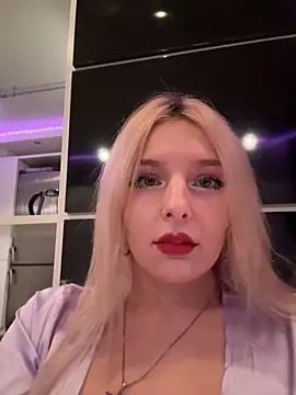 XMelissaX online show from 10, 10, 2025