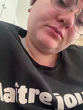 Sweetleeahxx online show from 18, 9, 2025