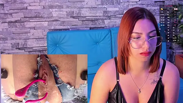 CamilaVegas  online show from 1, 3, 2025