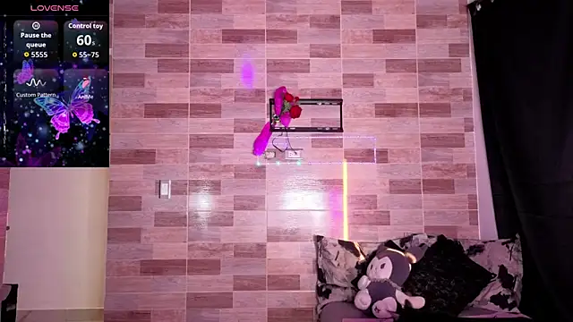 Snapshot of Dolcee_zoe chatting on 20, 12, 2025 Dolcee zoe online show from 20, 12, 2025