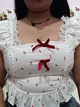 cute-mahek online show from 1, 6, 2026