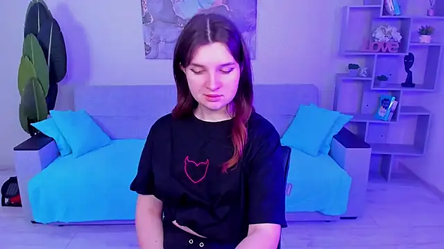 BonneyLove online show from 7, 2, 2025