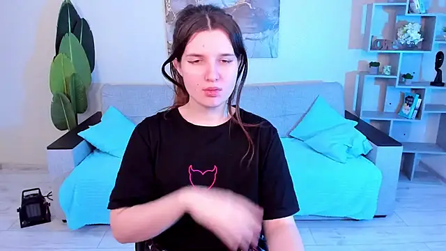 BonneyLove online show from 2, 3, 2025