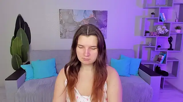 BonneyLove online show from 10, 9, 2025