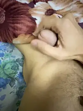 Snapshot of hamed-697 chatting on 11, 1, 2025 hamed-697 online show from 11, 1, 2025