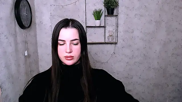 DivaKaily  online show from 12, 12, 2024