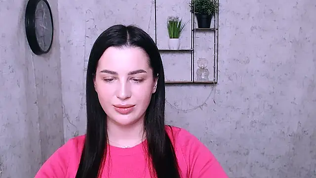 DivaKaily  online show from 18, 1, 2025