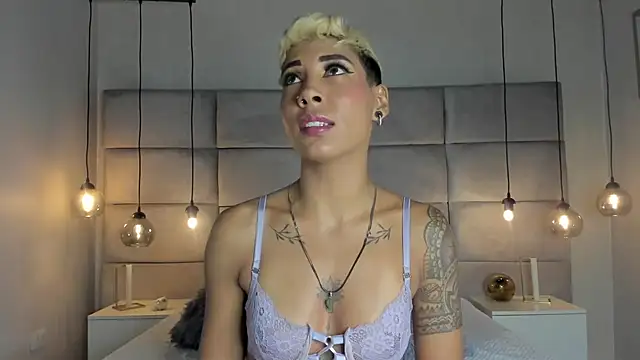 MiaMorgan  online show from 31, 1, 2025