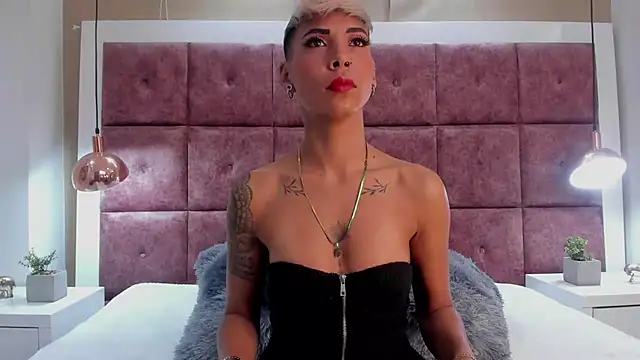 MiaMorgan  online show from 16, 3, 2025