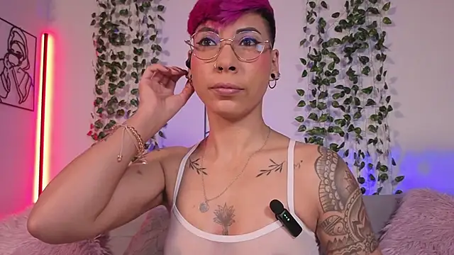 MiaMorgan  online show from 6, 3, 2026