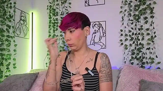 MiaMorgan  online show from 31, 3, 2026