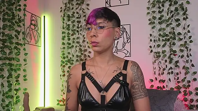 MiaMorgan  online show from 28, 5, 2026