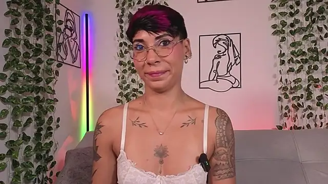 Snapshot of MiaMorgan_ chatting on 25, 6, 2026 MiaMorgan online show from 25, 6, 2026
