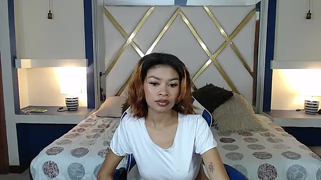 Perla prg online show from 3, 1, 2025