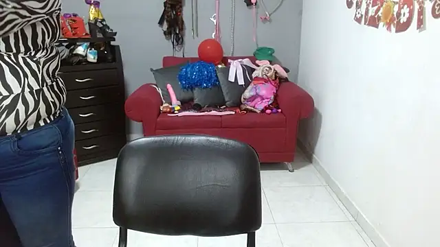 emperabigbootybigass online show from 27, 2, 2025