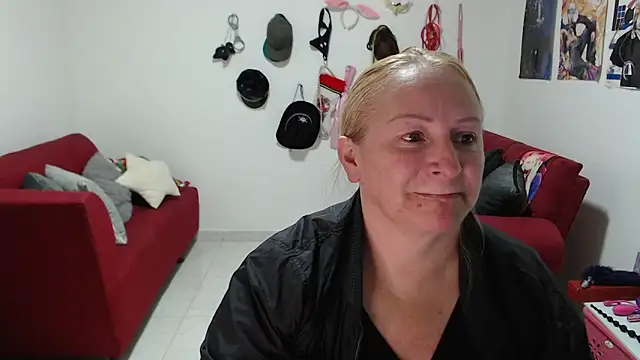 emperabigbootybigass online show from 6, 1, 2026