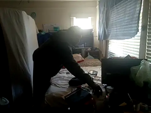 DevinToore online show from 14, 10, 2025