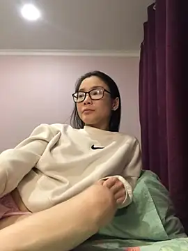 Milka23 online show from 14, 12, 2024