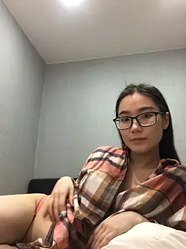 Milka23 online show from 8, 2, 2025