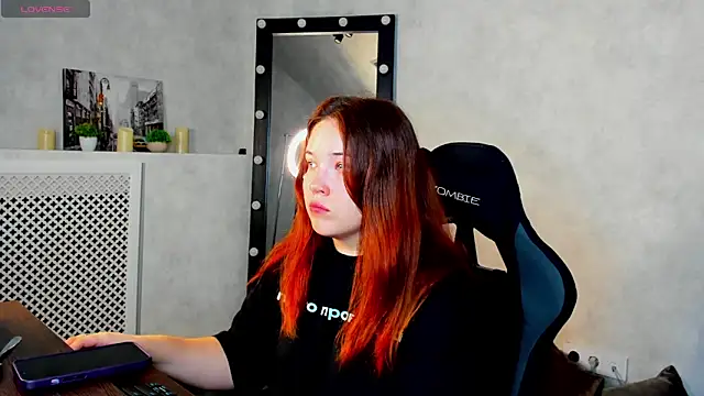 Snapshot of Aliisson_Edwards chatting on 6, 2, 2025 Aliisson Edwards online show from 6, 2, 2025