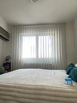 Amberseyes online show from 23, 4, 2026