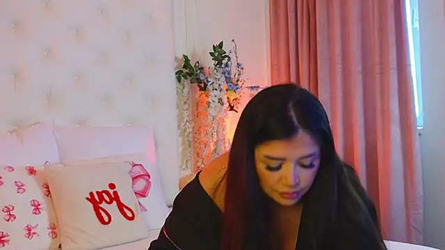Amberseyes online show from 3, 5, 2026