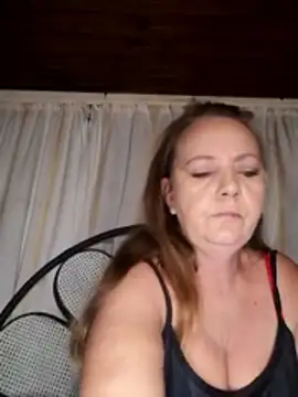 Kimmyb777 online show from 18, 4, 2026