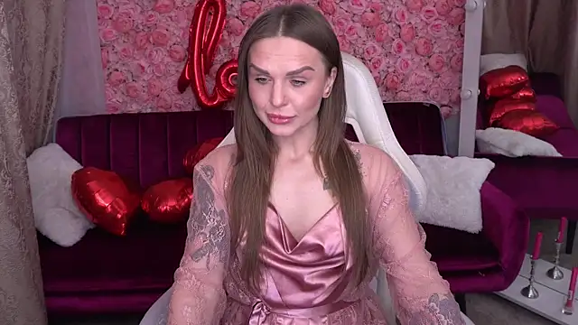 Snapshot of KiraGrayy chatting on 16, 2, 2026 KiraGrayy online show from 16, 2, 2026