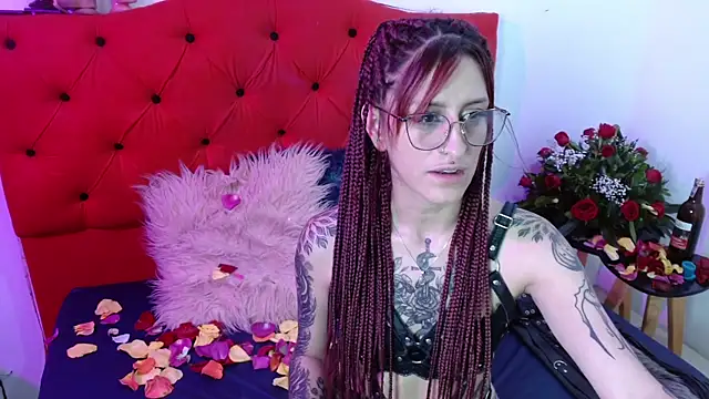 Sofi F w online show from 13, 2, 2025